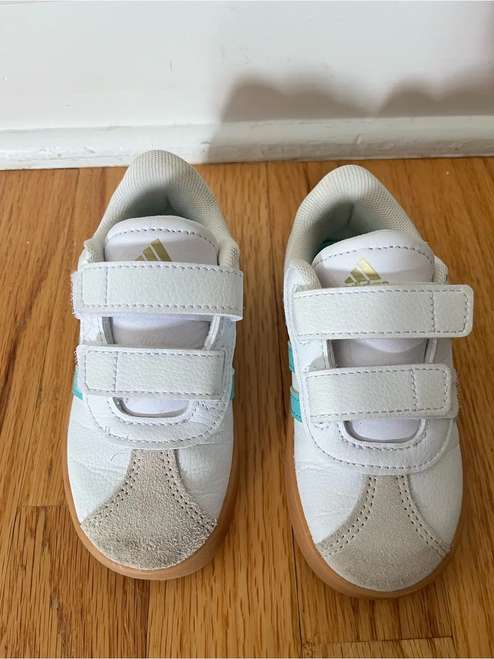 Adidas Kids Size 8 White and Teal Velcro Sneakers with Gum Sole